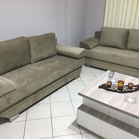 B & D Apartment Sarandë Eksteriør billede