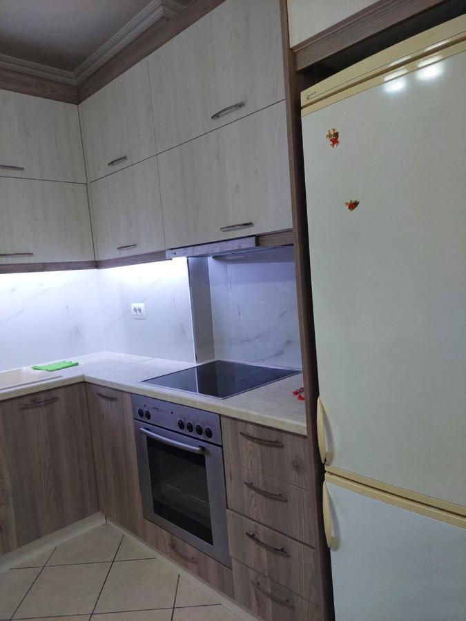 B & D Apartment Sarandë Eksteriør billede